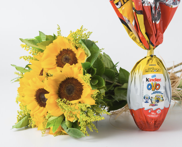 Buquê de Girassóis e Ovo de Páscoa Kinder Minions