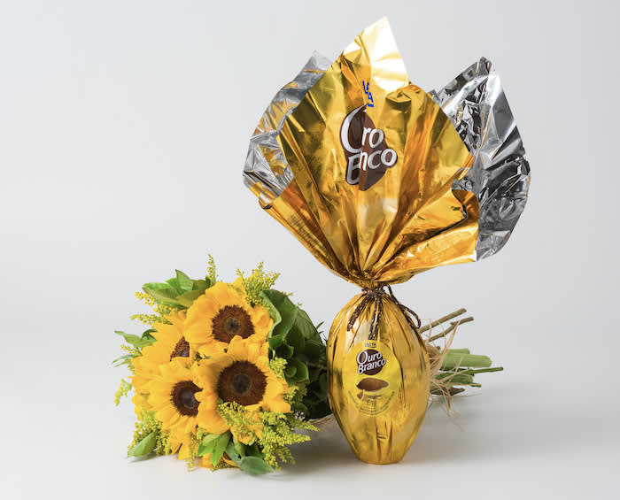 Buquê de Girassóis e Ovo de Páscoa Ouro Branco