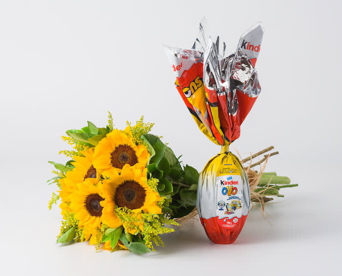 Buquê de Girassóis e Ovo de Páscoa Kinder Minions